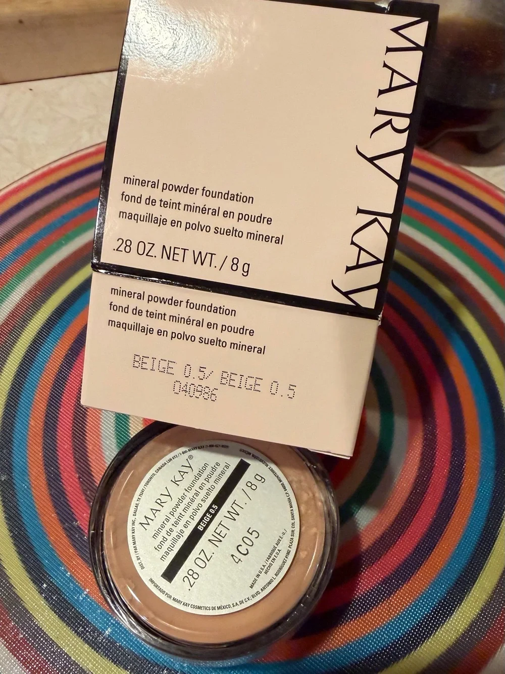 Mary Kay Mineral Powder Foundation in Beige 0.5. New in box!